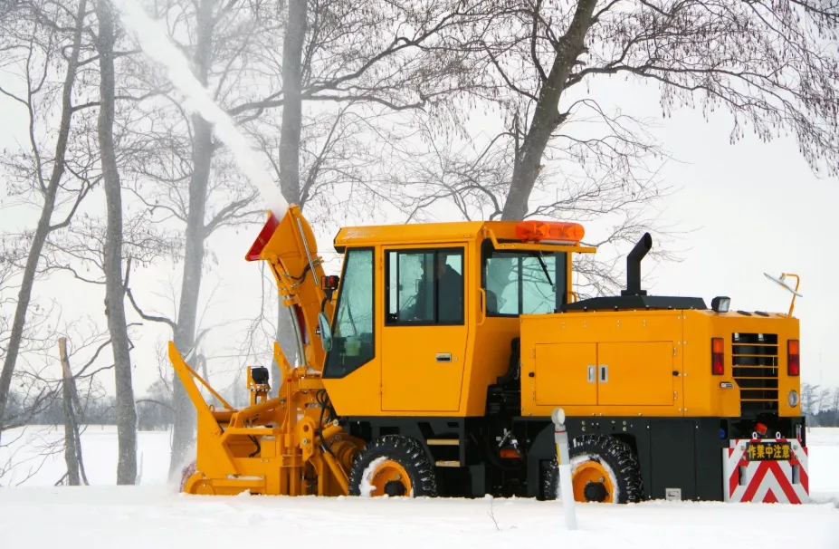 小型ロータリ除雪車